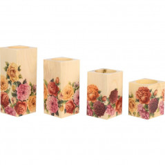 Wooden set of decorative candle holders with flowers